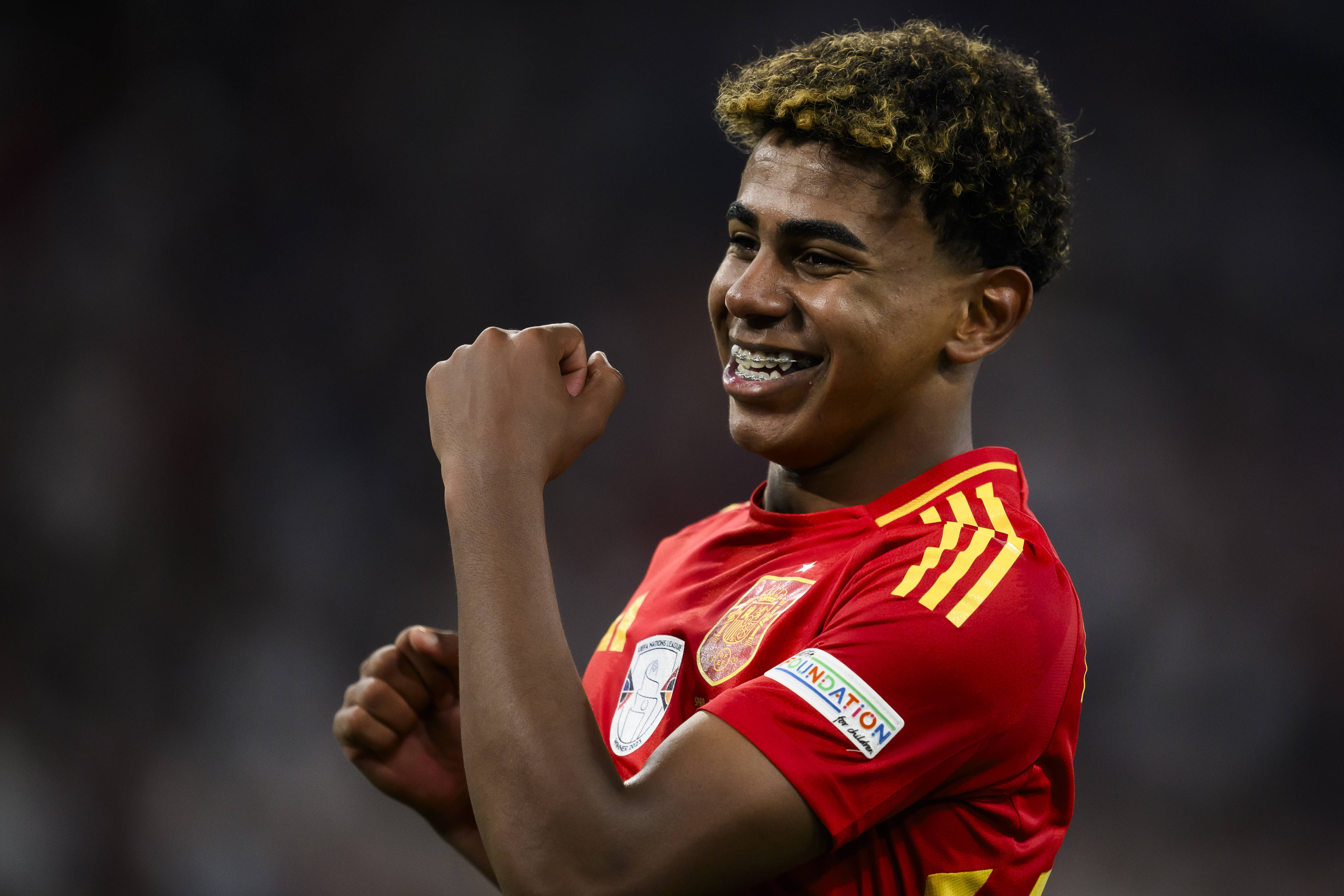 C罗在法国队比赛中重要助攻，持续失利引发热议！